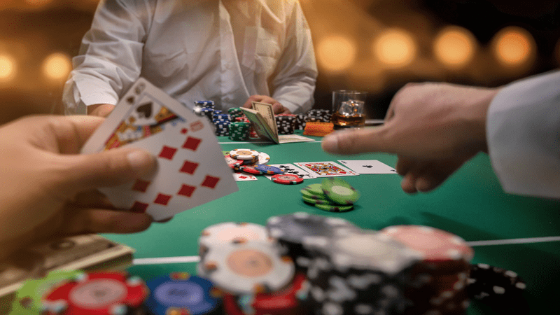 Lợi ích của việc chơi poker đổi thưởng online 